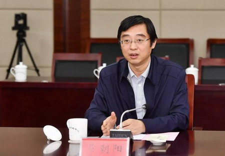 盐集团党委书记、董事长章朝阳与淮安市市长陈之常深入洽谈推进盐穴储油气库项目建设，共商“十四五”发展