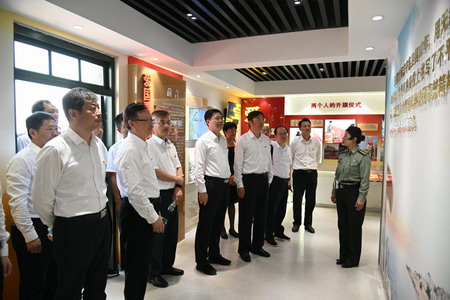 ug环球集团开展“传承红色基因 学习守岛精神”主题党日活动