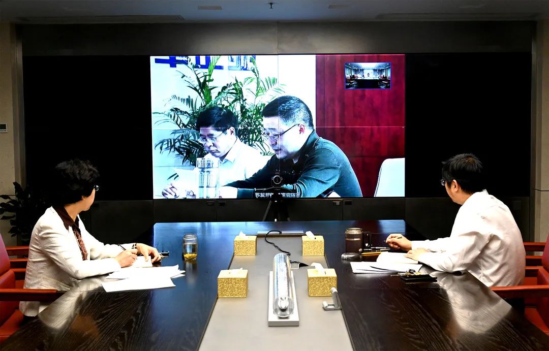 ug环球集团党委书记 董事长章朝阳主持召开书记办公会